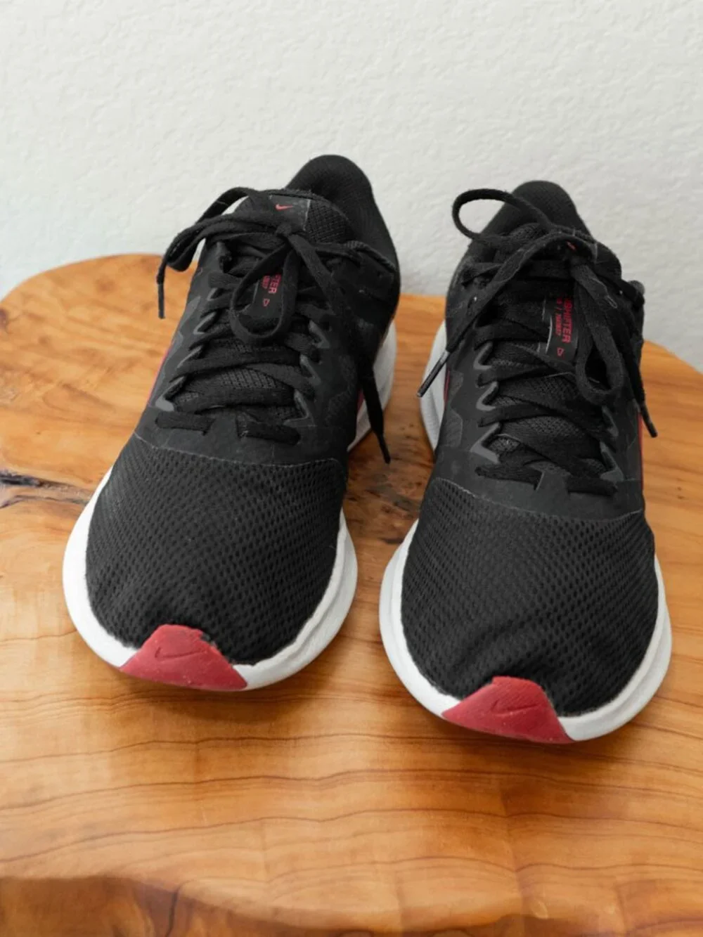 Nike Downshifter Running Shoes Womens 7.5 Black Red Athletic Sneakers CW3411-005